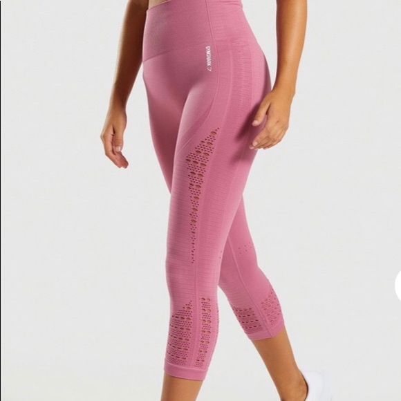 Pink gym shark Capri leggings !! - Picture 3 of 6